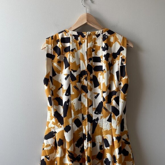 H&m | Pleated Fit and Flare Dress - Size 12 - Picture 4 of 12